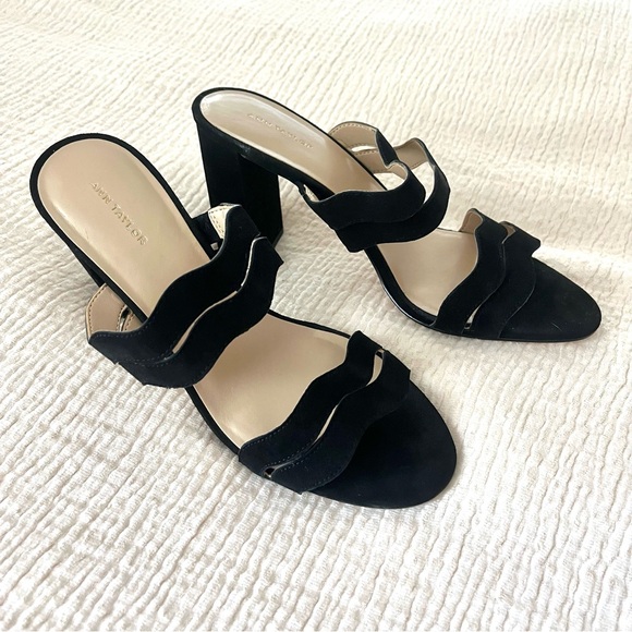 NIB Ann Taylor Tyler Wavy Suede Block Heel Sandals - Picture 5 of 8
